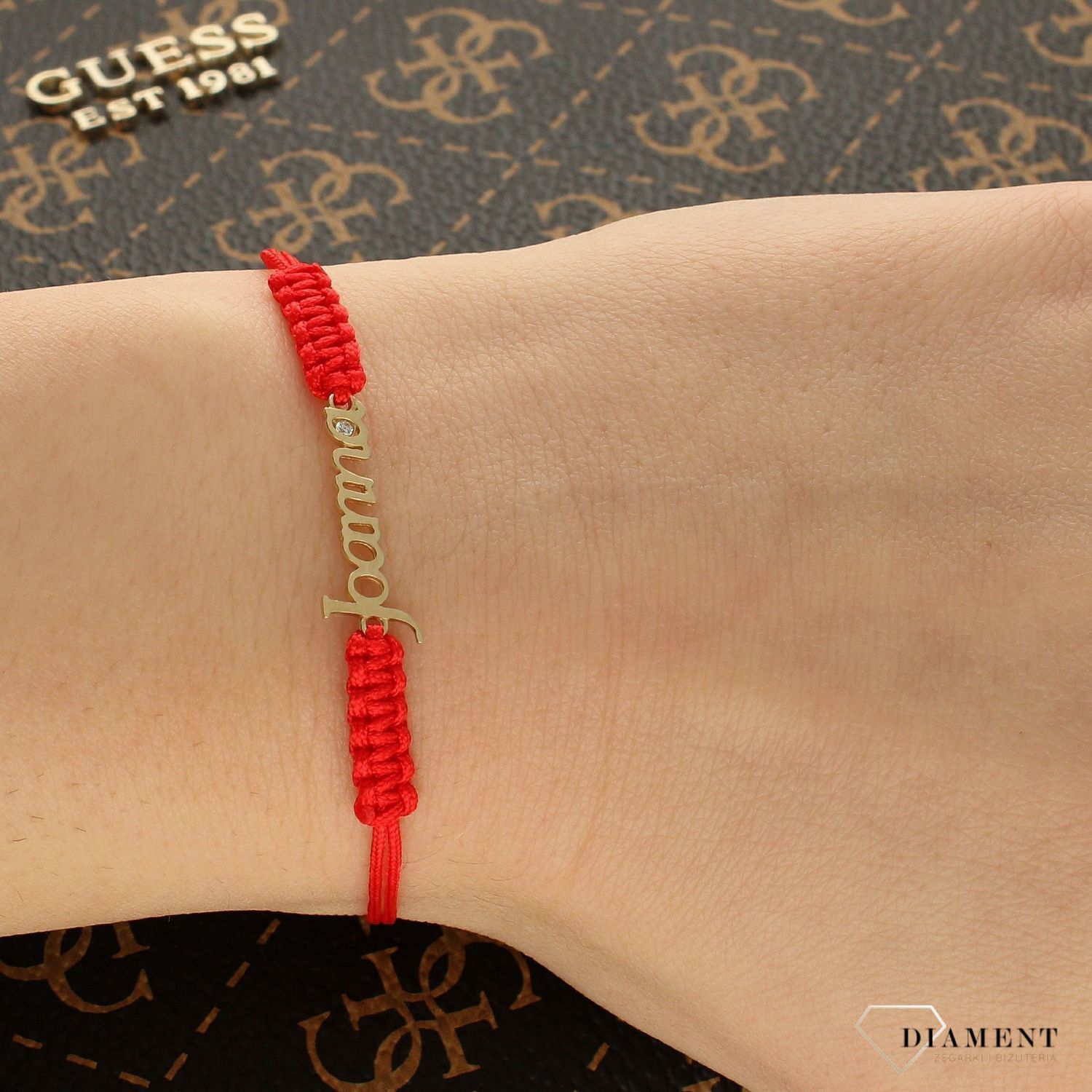 Złota bransoletka na czerwonym sznureczku z imieniem JOANNA BR 6602 (1).jpg